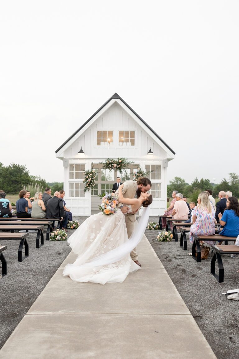 molly2 davis grey farms wedding bushel peck photo 7 scaled